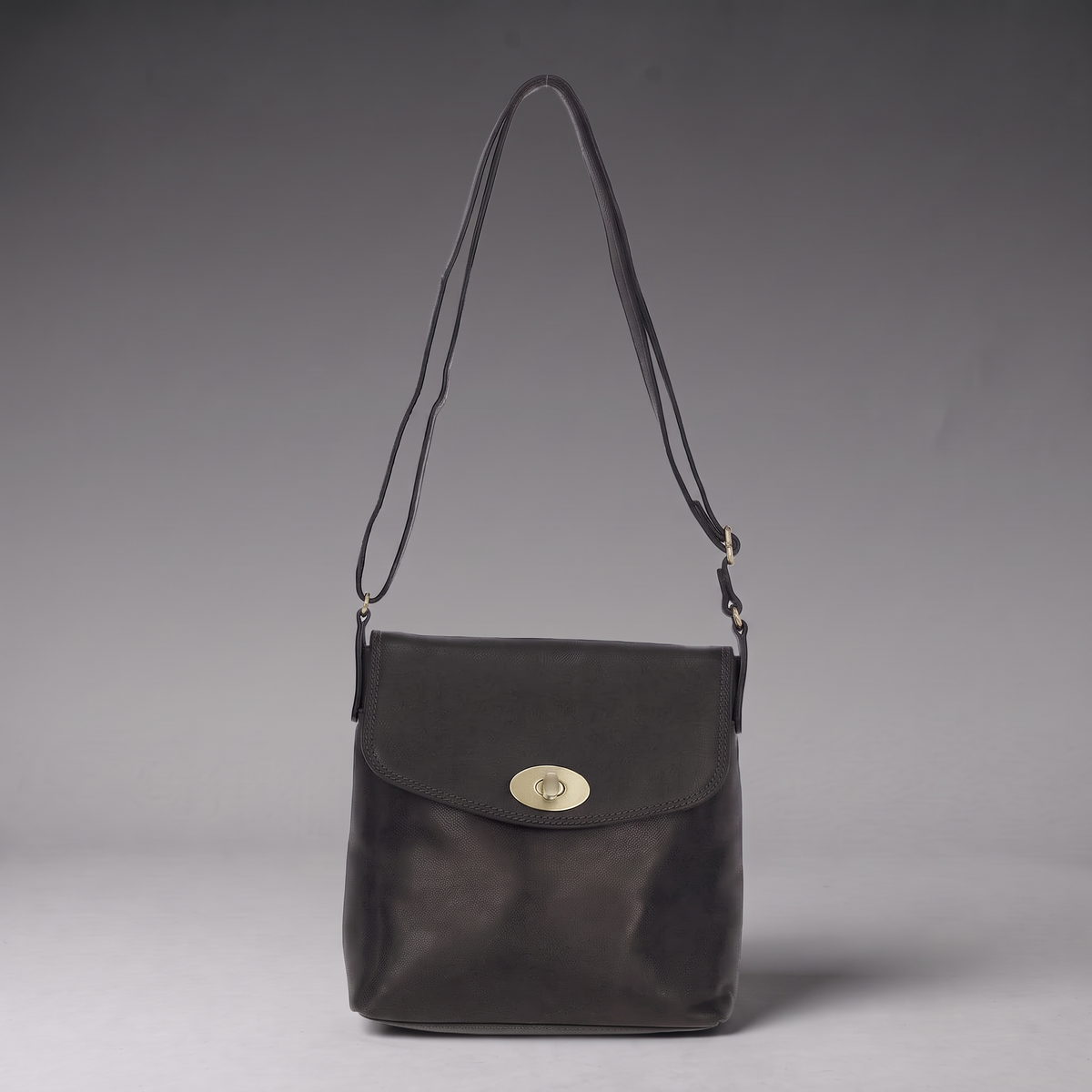 Ashwood Leather Crossbody Bag M-84