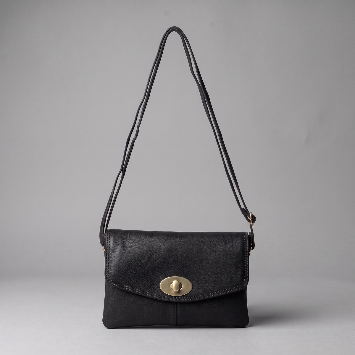 Ashwood Leather Elegant Crossbody Bag M-82
